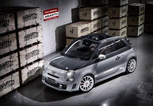 Abarth 500C essesse. Photo by netcarshow.com