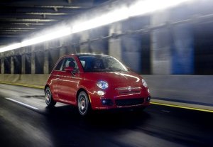Fiat 500 for American market. Photo by netcarshow.com